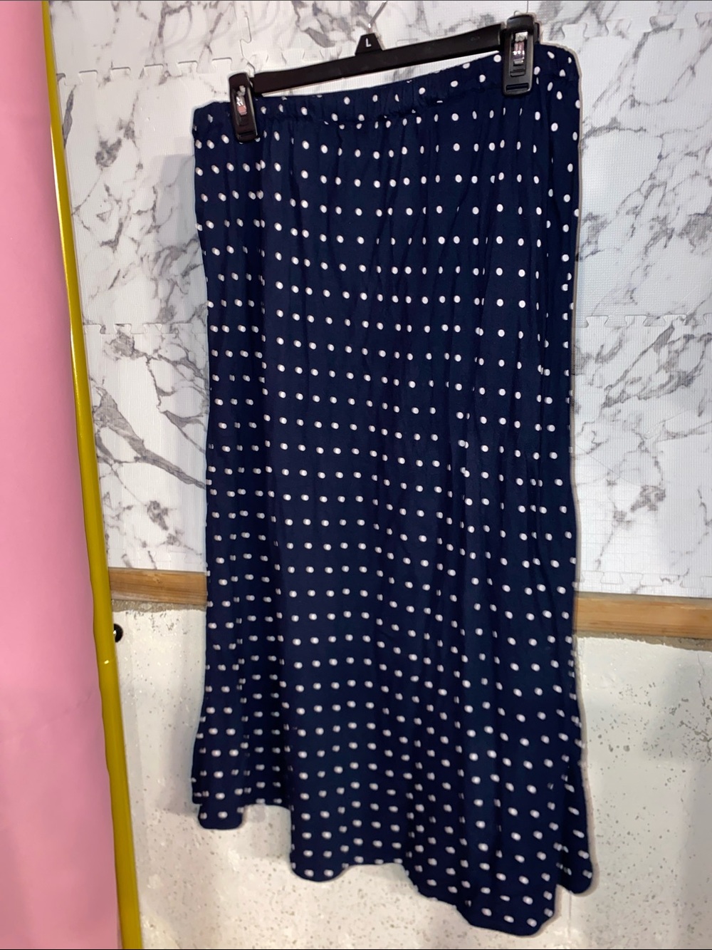 Old Navy Navy and White Polka Dot Skirt - Picture 5 of 7